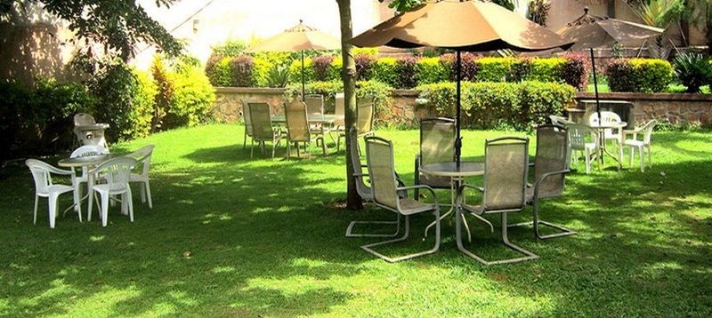 Executive Airport Hotel Entebbe Buitenkant foto