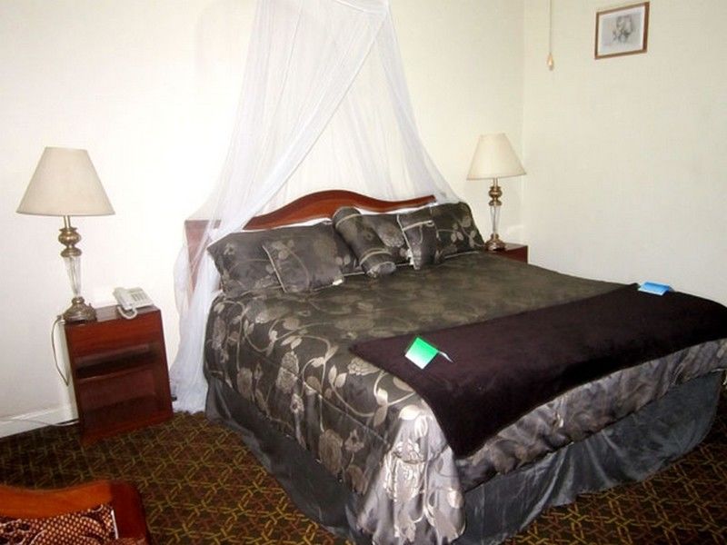 Executive Airport Hotel Entebbe Buitenkant foto
