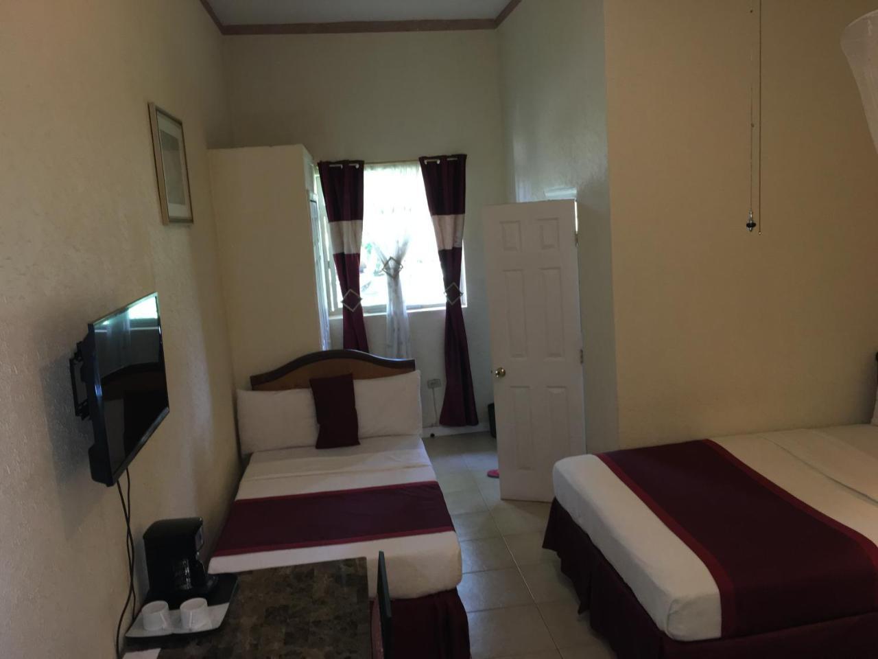 Executive Airport Hotel Entebbe Buitenkant foto